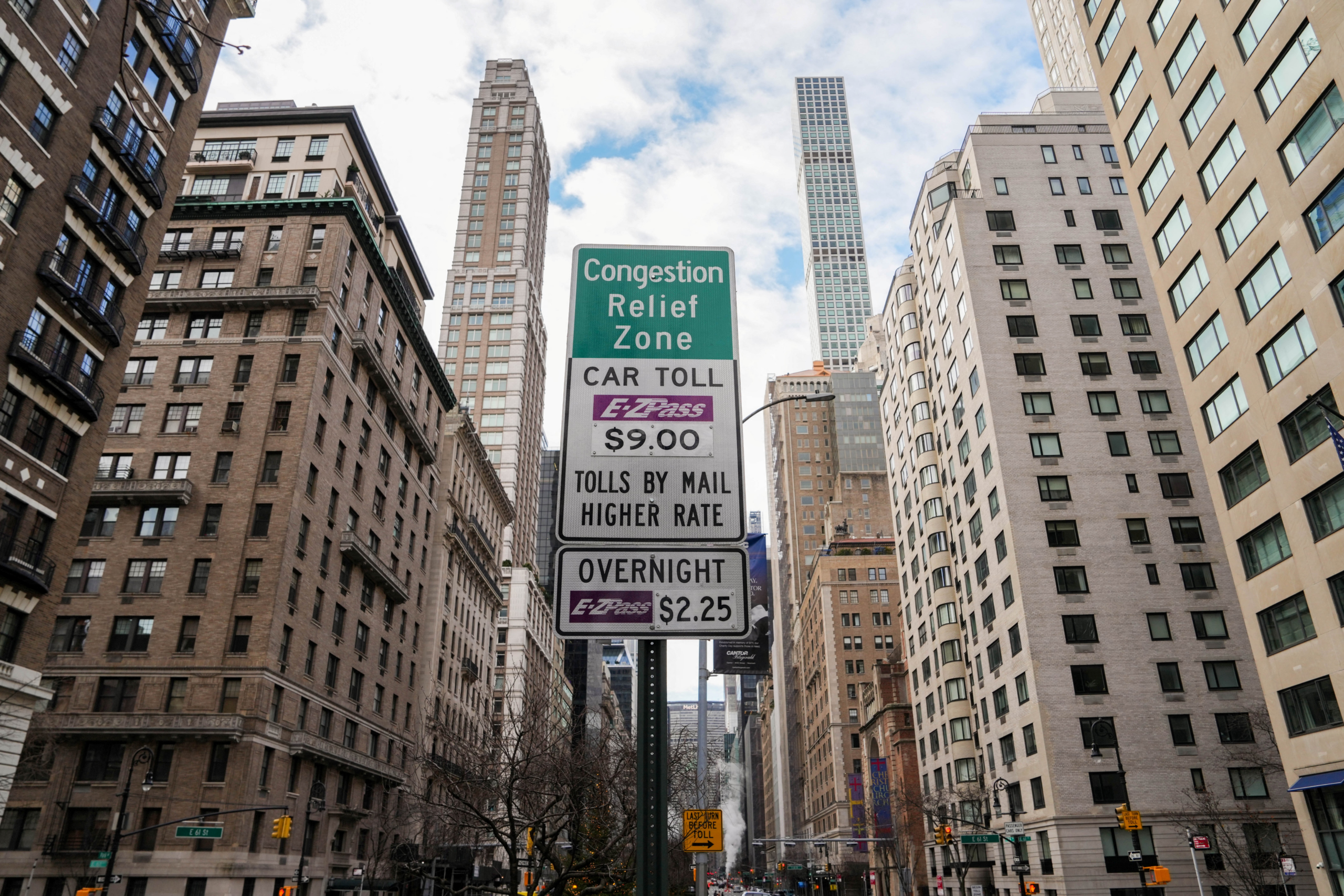 Nova York começa a cobrar pedágio de veículos para tentar reduzir trânsito