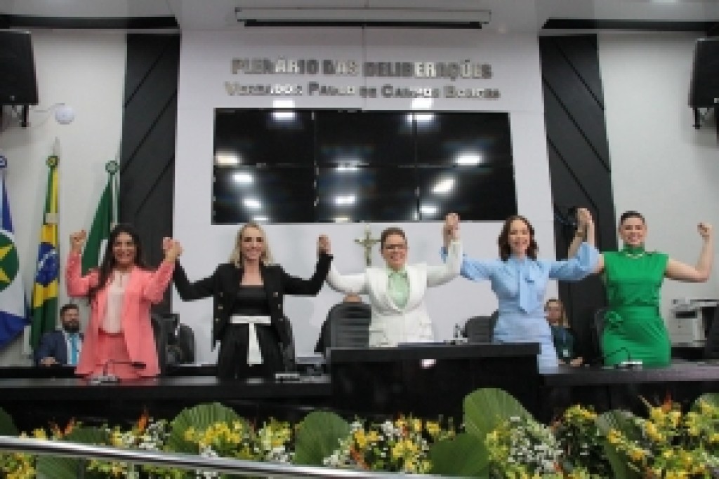 Câmara elege, pela primeira vez na história, mesa diretora 100% feminina