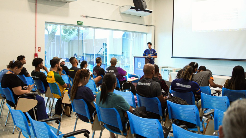 Congresso técnico orienta professores para as disputas individuais