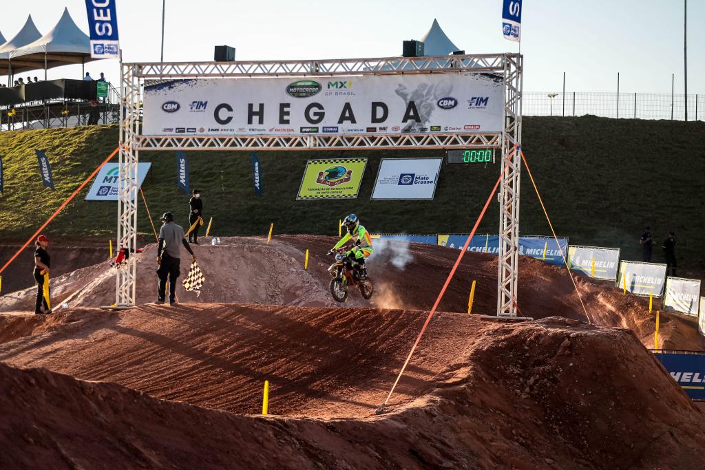Confira programação do Campeonato Brasileiro de Motocross neste domingo (25)