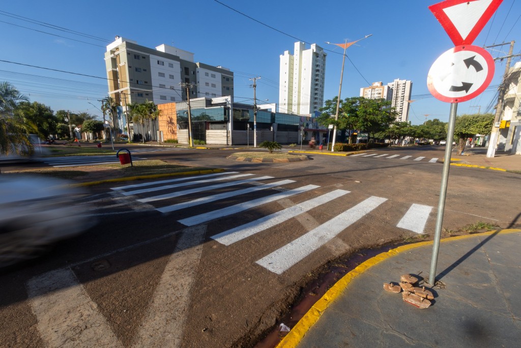 Gestão municipal segue fortalecendo sinalização viária em Rondonópolis