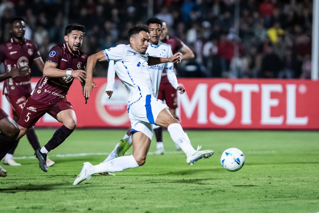 Adeus Sul-Americana: Cruzeiro empata com Mushuc Runa e é eliminado