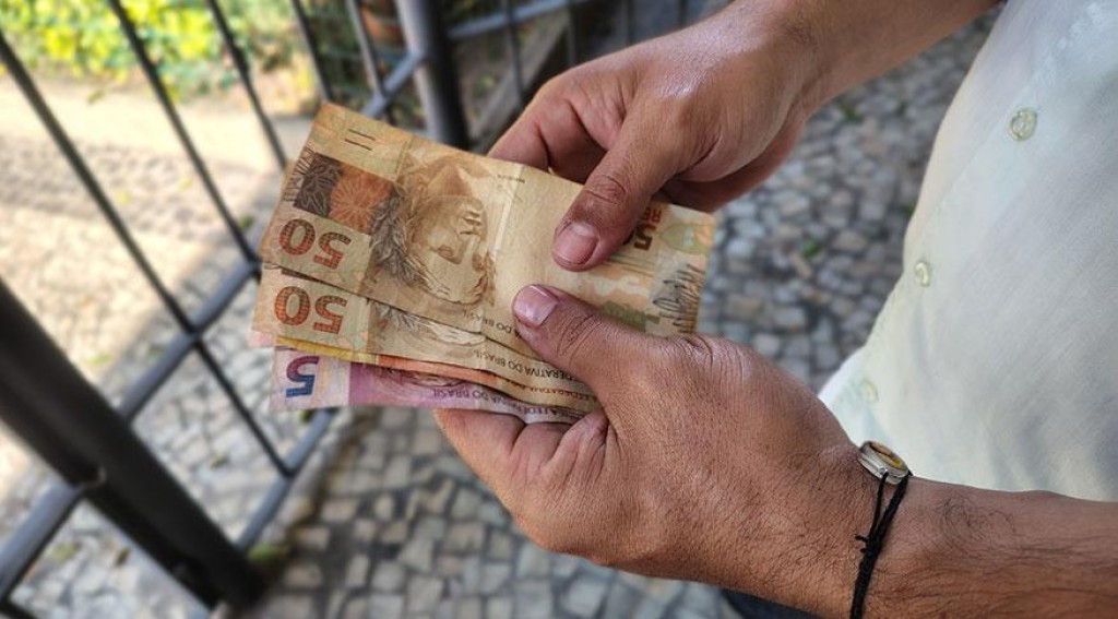 MT tem 2º menor índice de desigualdade do país e segue entre estados com maior renda domiciliar