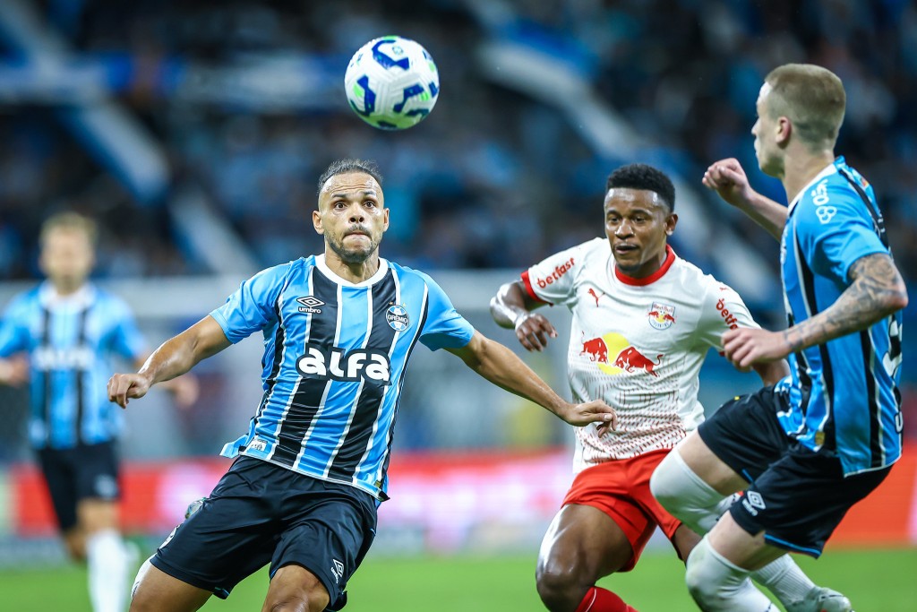 Red Bull Bragantino empata com Grêmio no Brasileirão