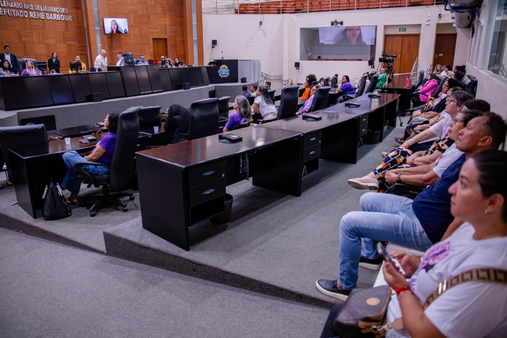 ALMT discute políticas públicas para tratamento da fibromialgia em audiência