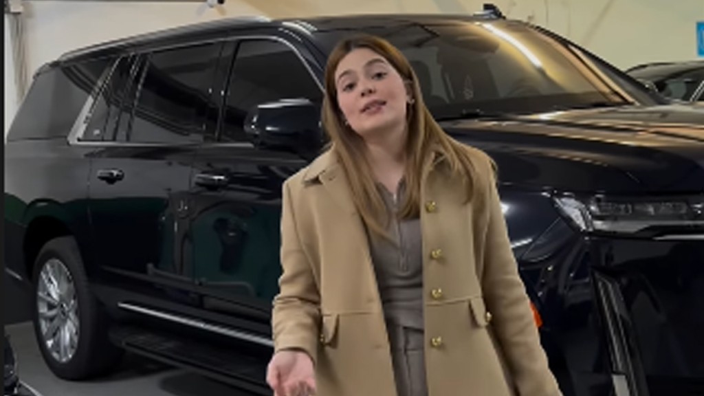 Viih Tube mostra carro de luxo e brinca sobre tamanho: ‘As pessoas têm medo’