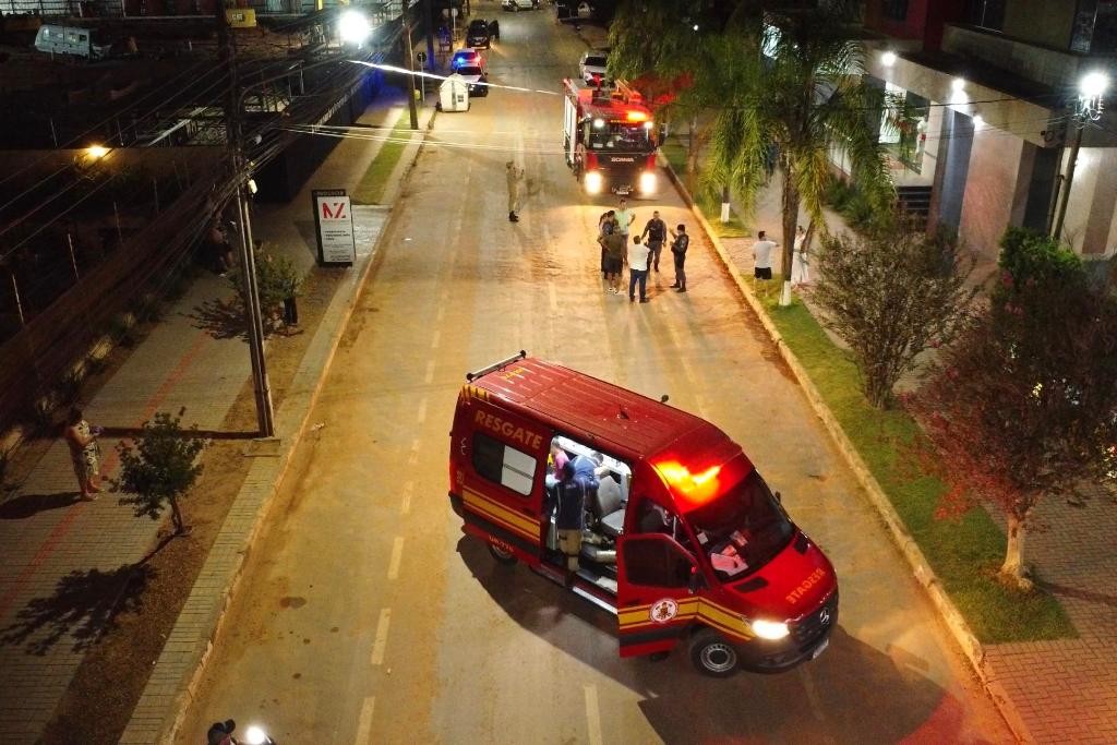 Corpo de Bombeiros combate princípio de incêndio após pane elétrica em ar-condicionado