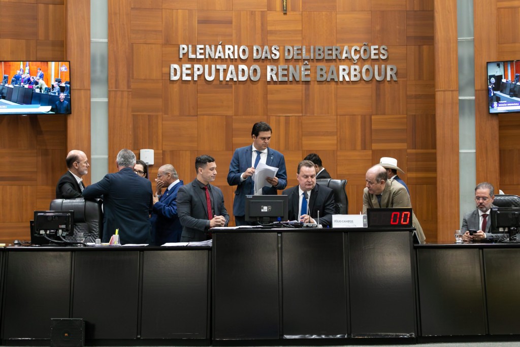 Projeto do governo que delimita desconto de empréstimos consignados é aprovado em segunda votação
