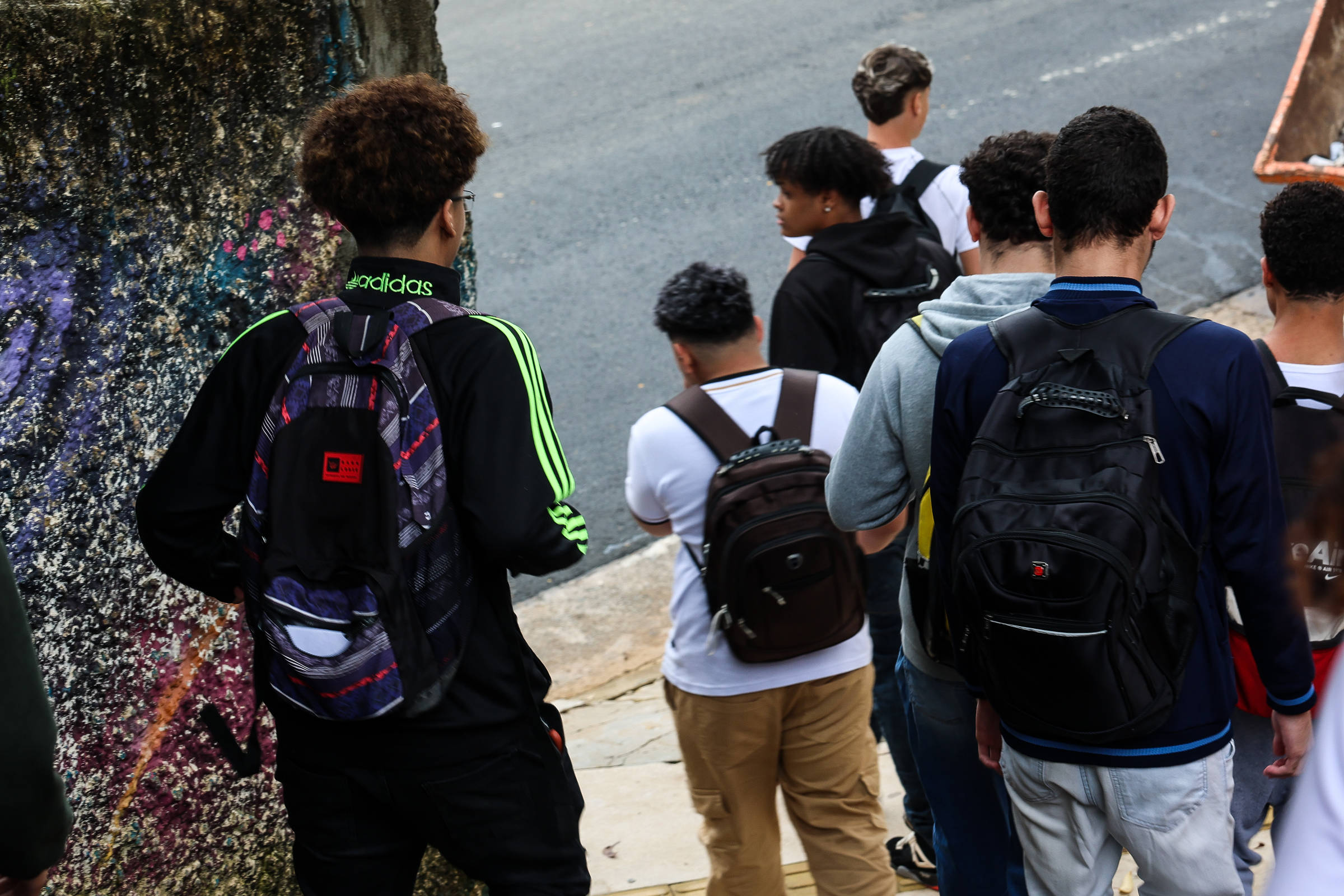 Busca ativa levou mais de 300 mil crianças e jovens de volta a escola de 2017 a 2025