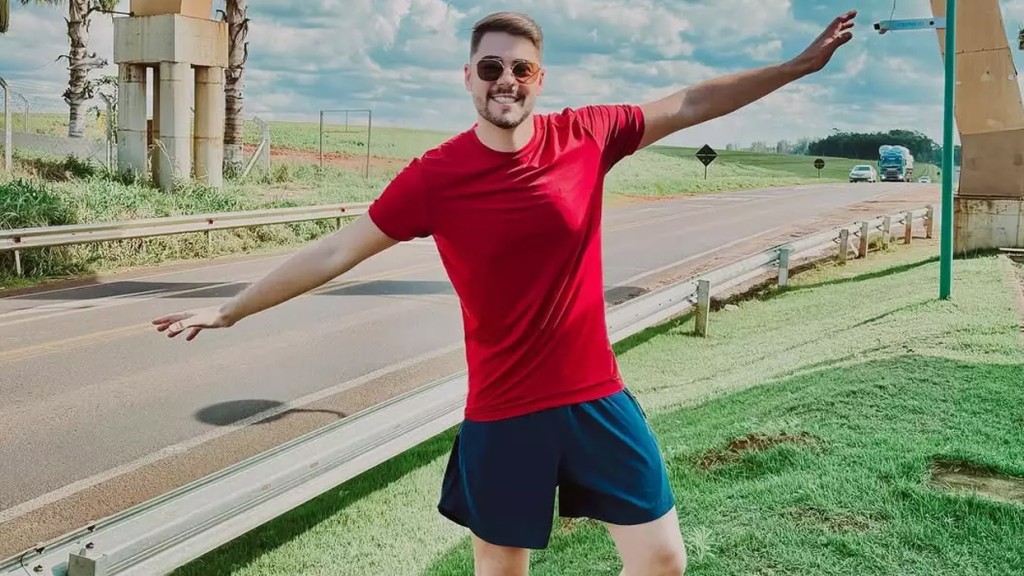 Enrico, filho de Chitãozinho, conhece terra natal de Chitãozinho e Xororó: ‘Astorga’