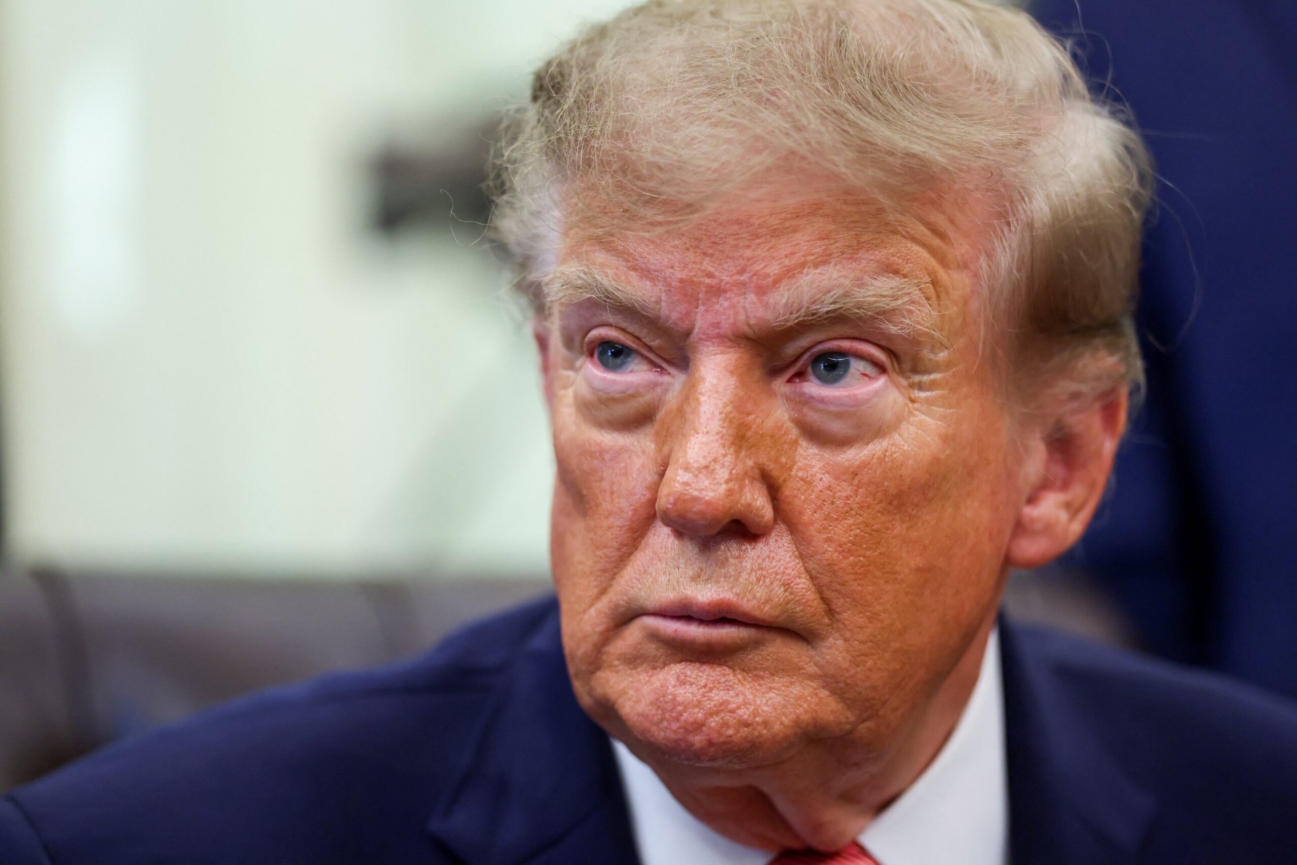 Trump diz que vai proibir o termo inteligência artificial